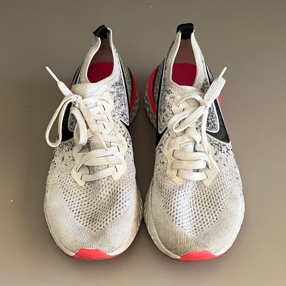 Pink & gray Nike tennis shoes
